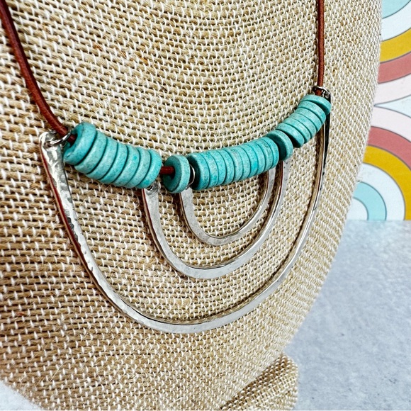 Jewelry - Artisan Made Leather Silver Stone Necklace